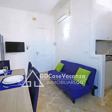 Gd Case Vacanza - A Ridosso Della Spiaggia Con Posto Auto Esclusivo